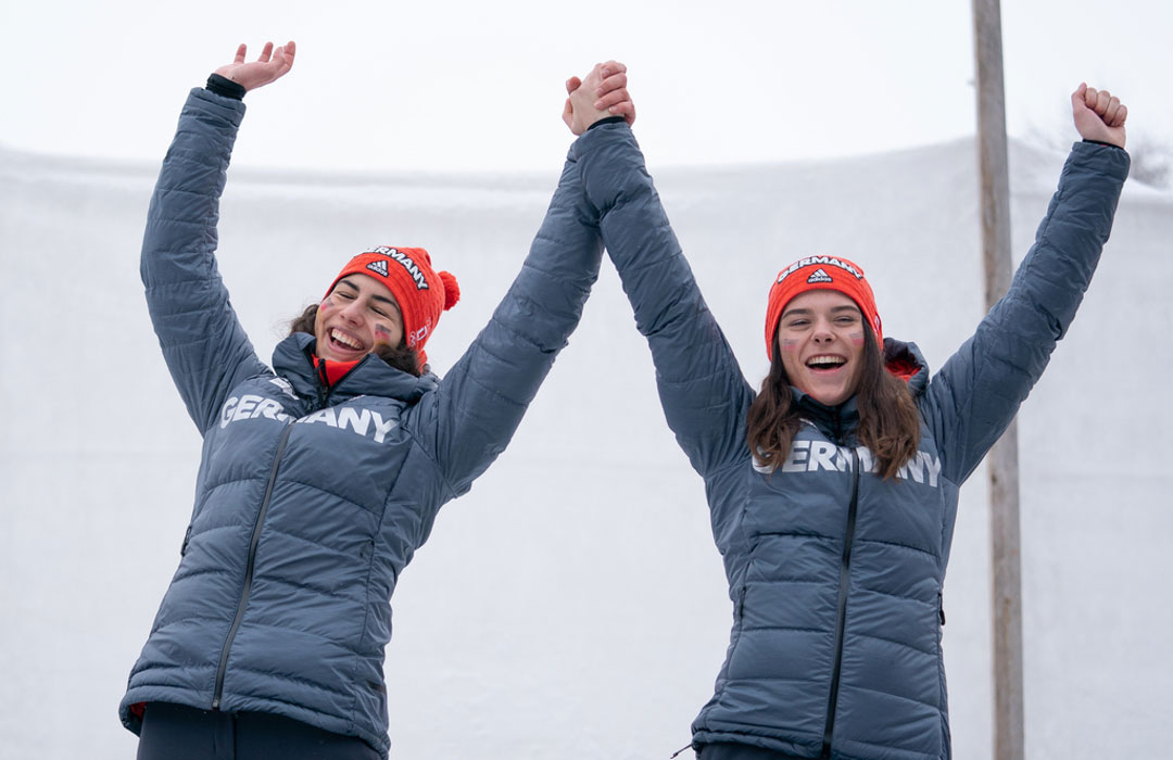 Olympische Jugendspiele Lausanne/St. Moritz 2020: deutsches Rennrodel-Doppel Jessica Degenhardt und Vanessa Schneider (Thomas Lovelock for OISphotos.com)