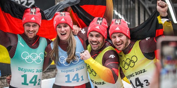 Perfekter Rodel-Abschluss in Yanqing – Gold für die deutsche Team-Staffel